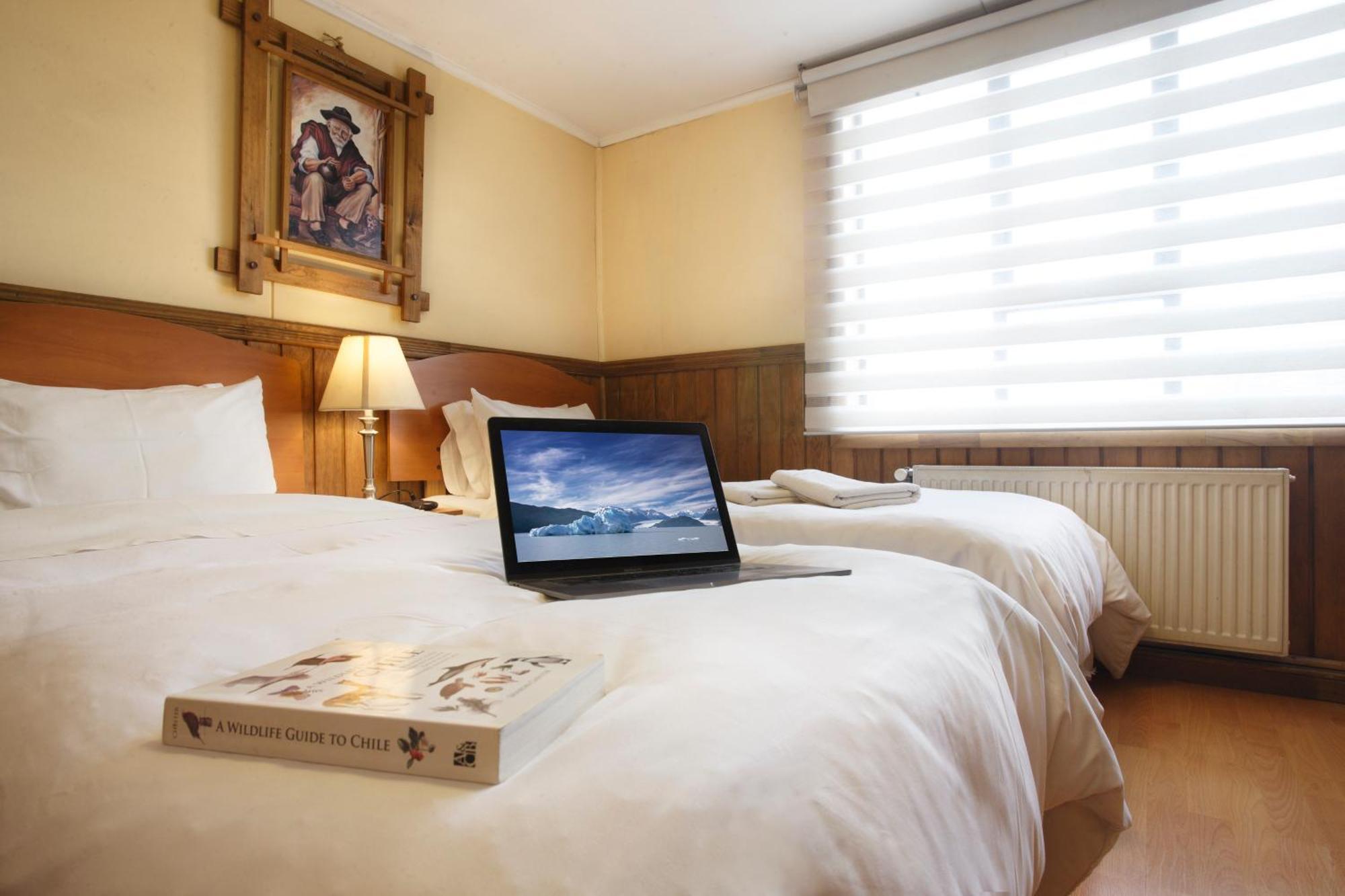Hostal Hielo Sur Punta Arenas Exterior foto