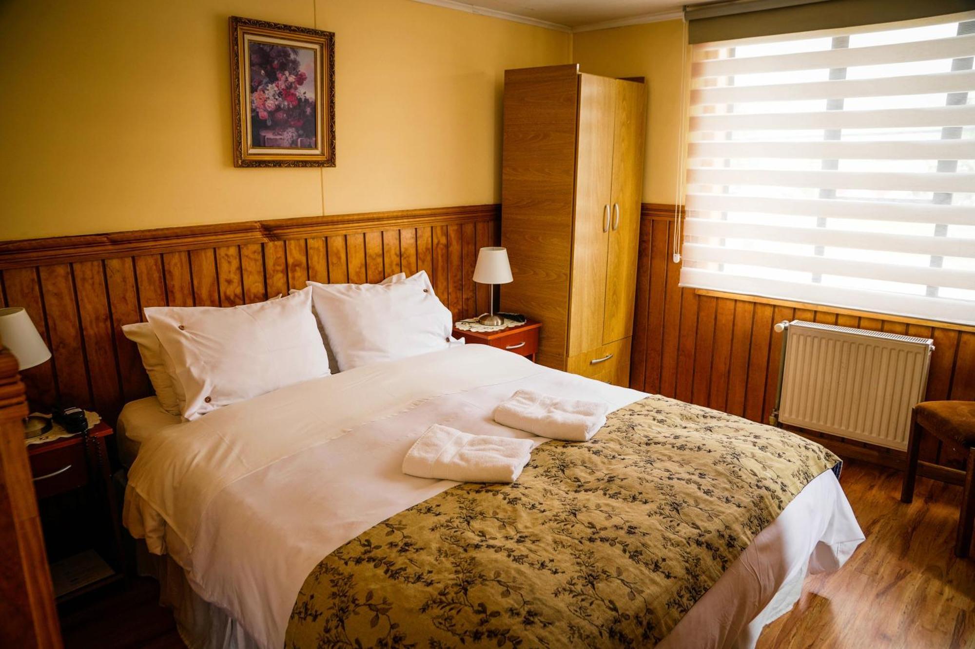 Hostal Hielo Sur Punta Arenas Exterior foto