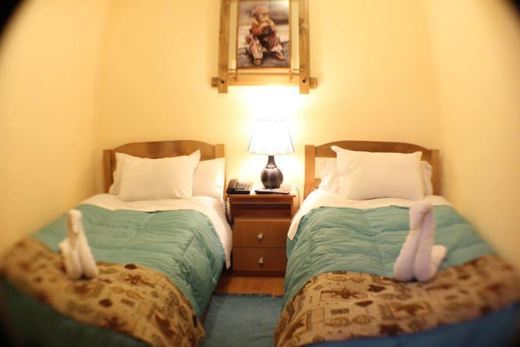 Hostal Hielo Sur Punta Arenas Exterior foto